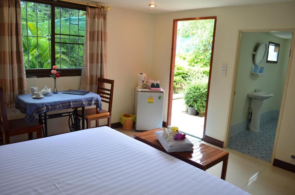 Home Stay Stc Bed And Breakfast Udon Thani Chambre photo